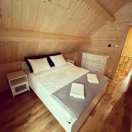 Aparthouse Dom wakacyjny Siemiany