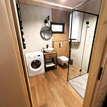 Dom wakacyjny Aparthouse *